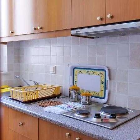 Elidon Apartment *